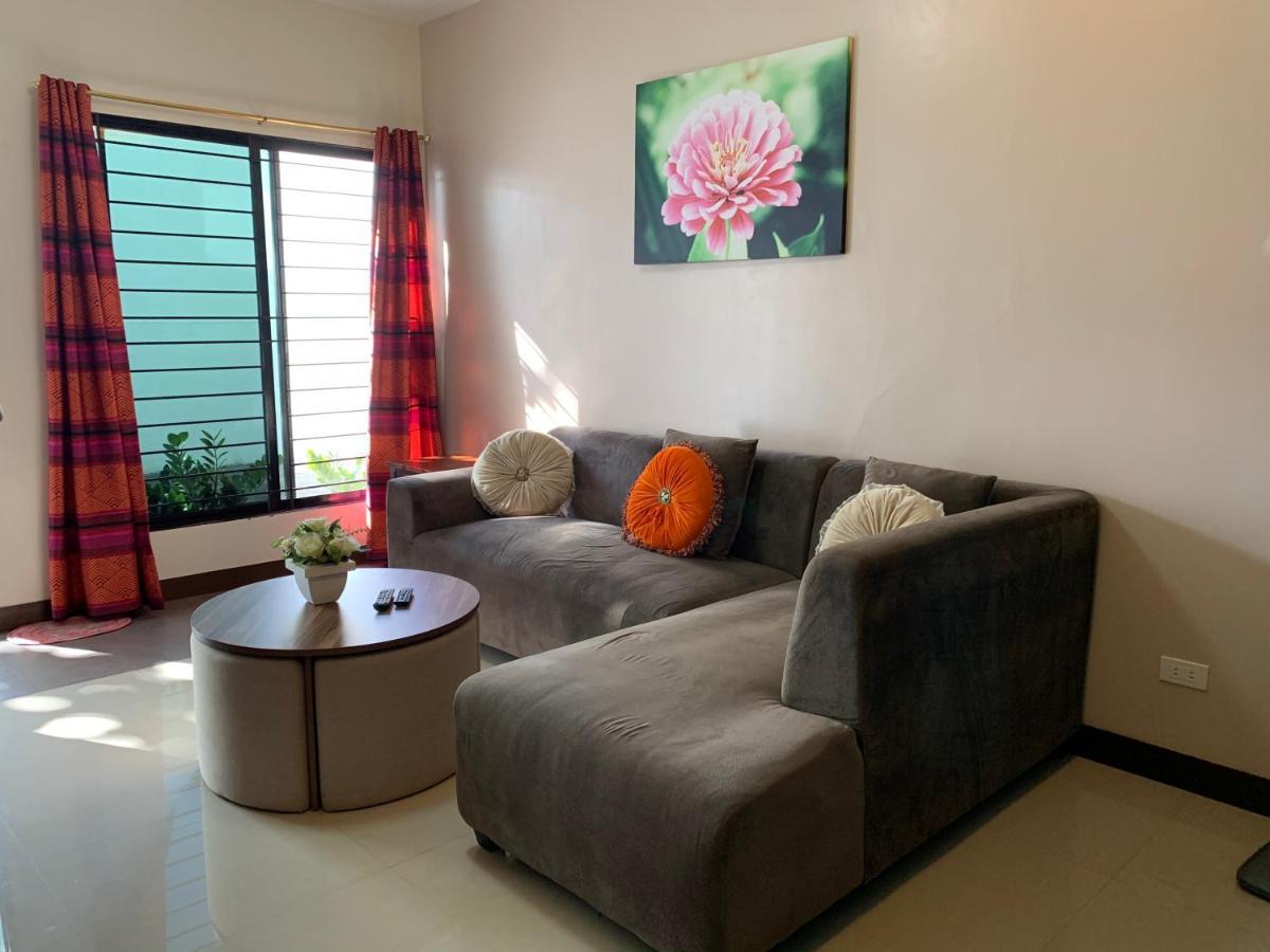 Sajo Plaza & Residences อีโลอีโลซิตี้ ภายนอก รูปภาพ
